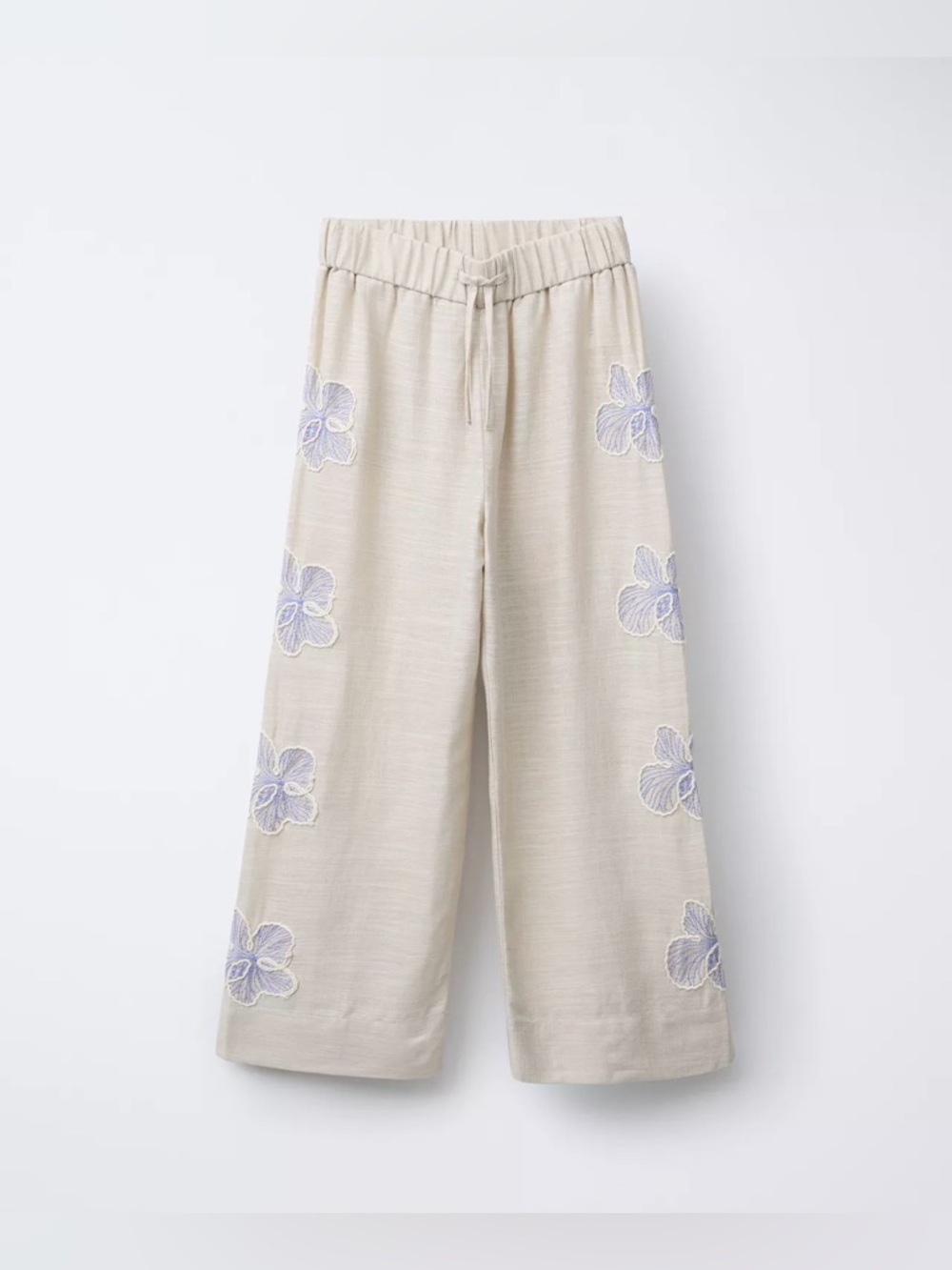Zara girl’s STRAIGHT LEG EMBROIDERED
PANTS